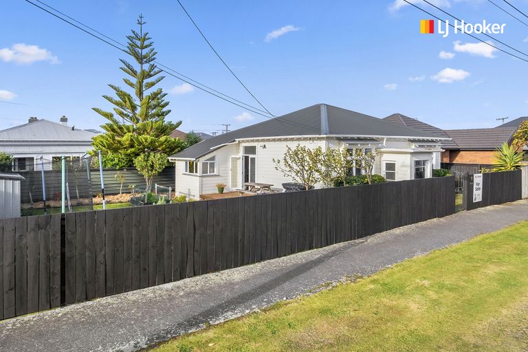 Photo of property in 9 Montreal Street, Saint Kilda, Dunedin, 9012