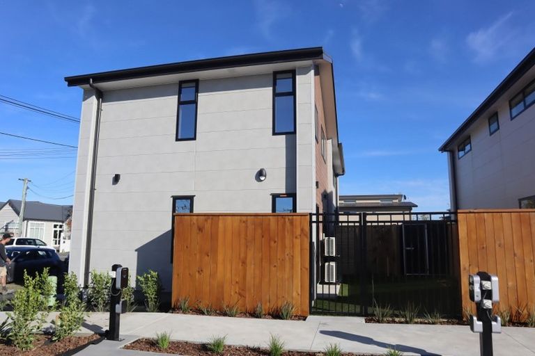 Photo of property in 103 Purchas Street, Edgeware, Christchurch, 8013