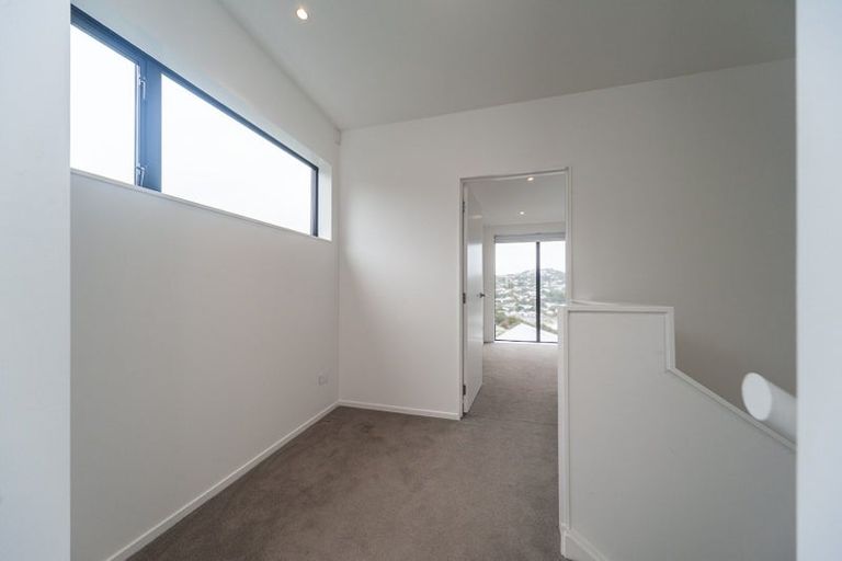 Photo of property in 21/104 Maupuia Road, Maupuia, Wellington, 6022