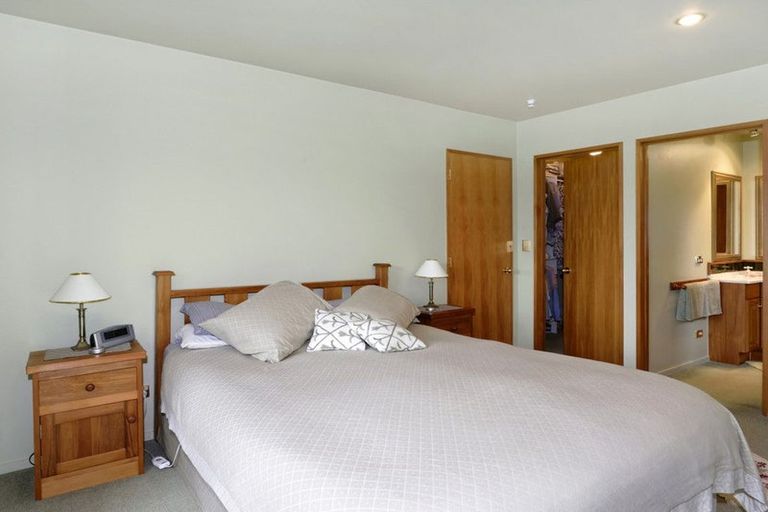 Photo of property in 17 Walters Bluff, Atawhai, Nelson, 7010