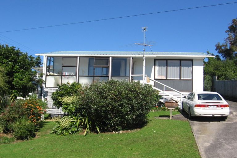 Photo of property in 1 Glenorchy Street, Glen Eden, Auckland, 0602