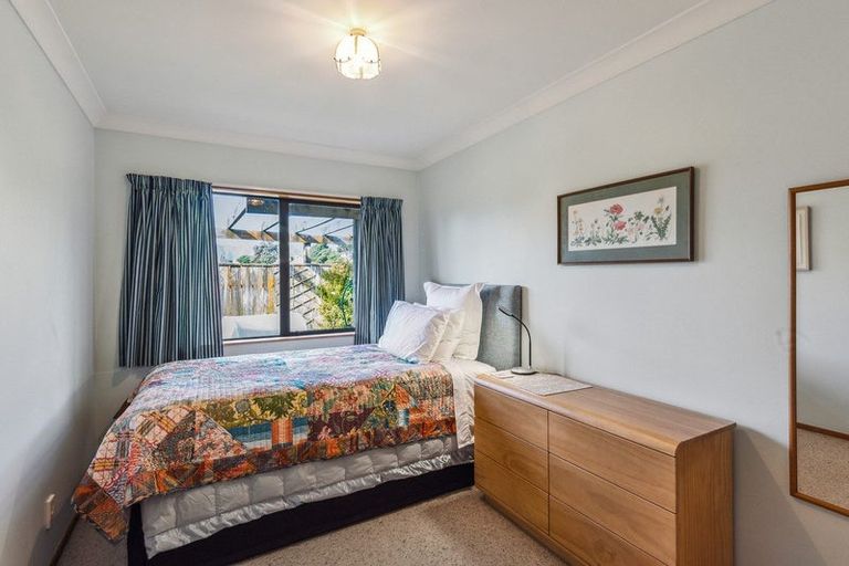 Photo of property in 11 Barrett Drive, Waikanae Beach, Waikanae, 5036