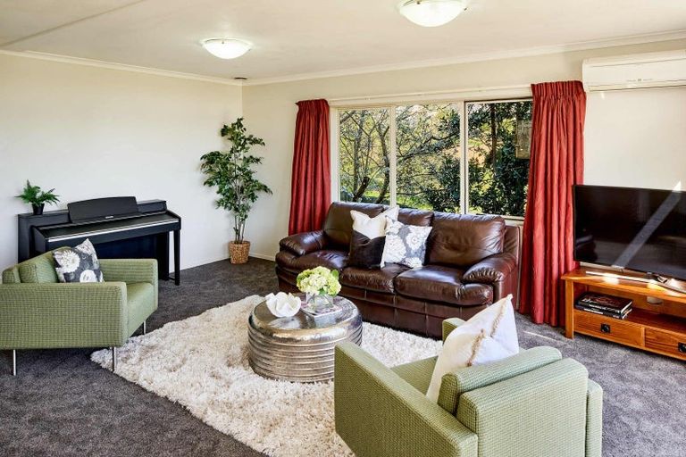 Photo of property in 20a Bedford Street, Cannons Creek, Porirua, 5024