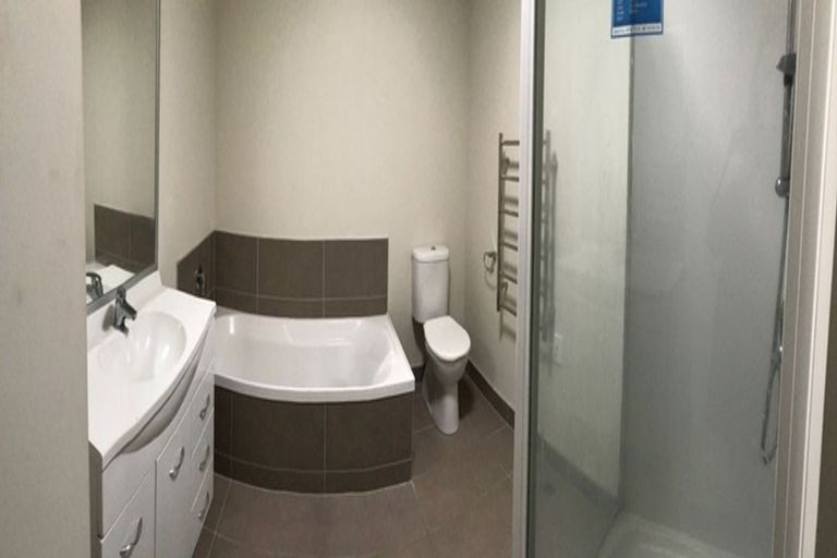 Photo of property in 61 Phar Lap Crescent, Takanini, 2112