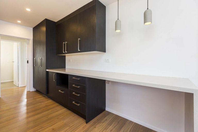 Photo of property in 16 Seattle Grove, Totara Park, Upper Hutt, 5018