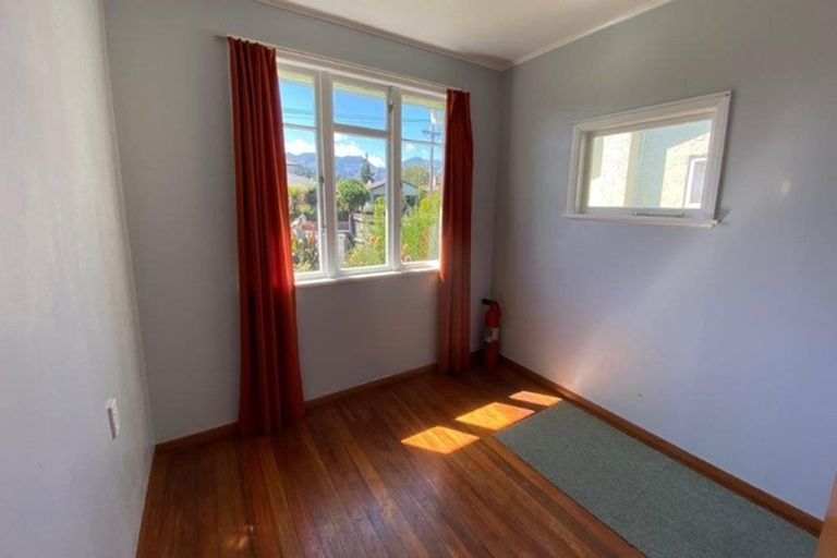 Photo of property in 181 Commercial Street, Takaka, 7110