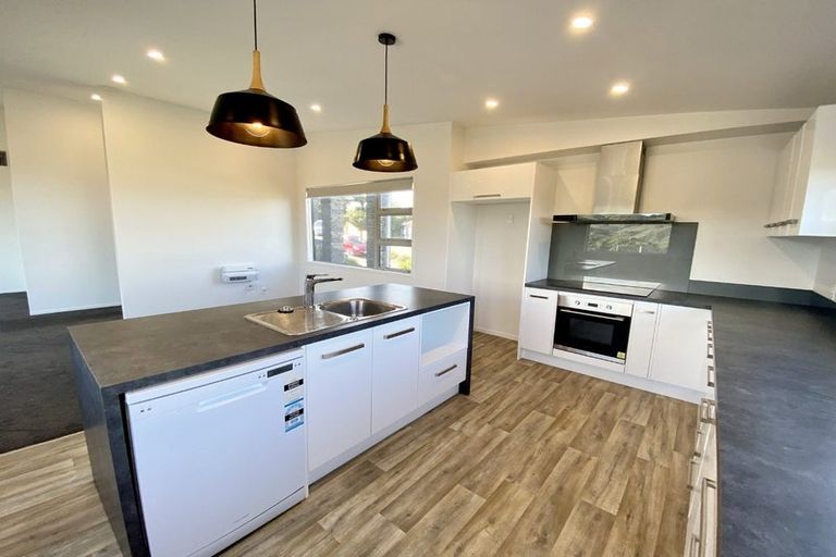 Photo of property in 1 Benhar Close, Kelson, Lower Hutt, 5010