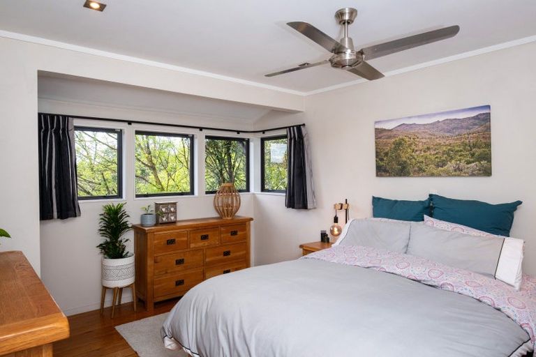 Photo of property in 5 Keith Sands Grove, Havelock North, 4130