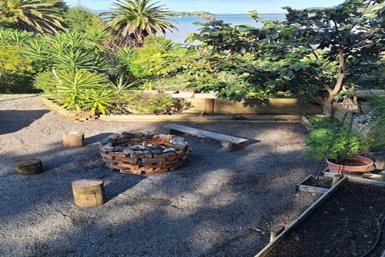 Photo of property in 813 Whangarei Heads Road, Parua Bay, Whangarei, 0174