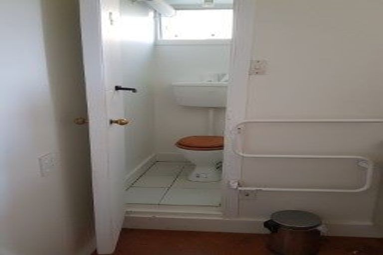 Photo of property in 10 Sherwood Lane, Cashmere, Christchurch, 8022