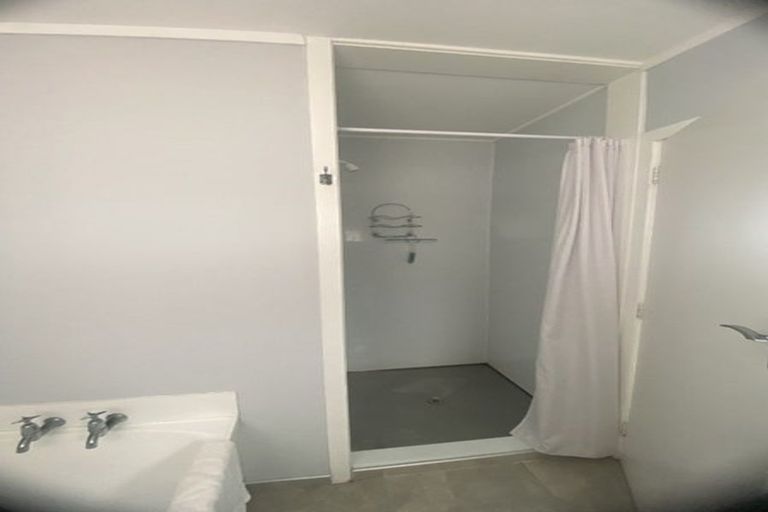 Photo of property in 21 Clifton Road, Haumoana, 4102