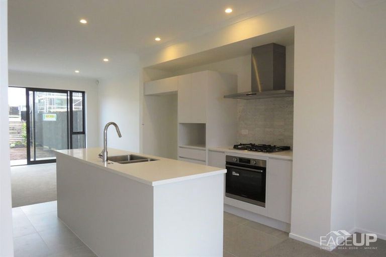 Photo of property in 15 David Carnegie Road, Hobsonville, Auckland, 0616