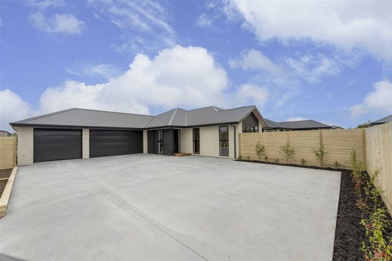 Photo of property in 39 Russell Lilley Drive, Rolleston, 7614