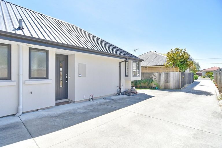 Photo of property in 2/71 Thames Street, Mairehau, Christchurch, 8013