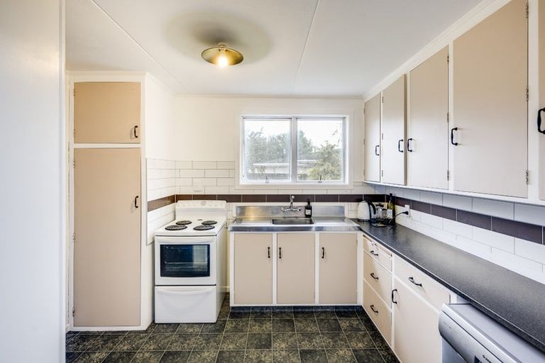 Photo of property in 165 Flaxmere Avenue, Flaxmere, Hastings, 4120