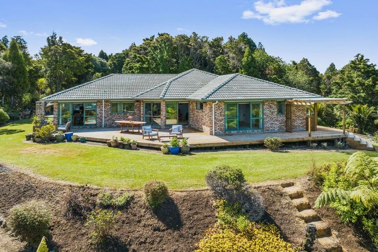 Photo of property in 126 Kohinui Road, Parua Bay, Onerahi, 0192