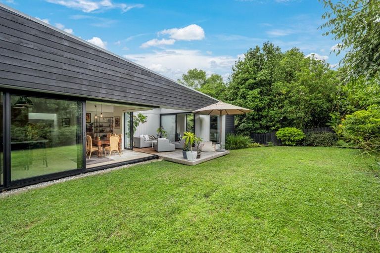 Photo of property in 74b Beach Road, Mellons Bay, Auckland, 2014