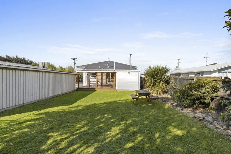 Photo of property in 37 Railway Road, Rangiora, 7400