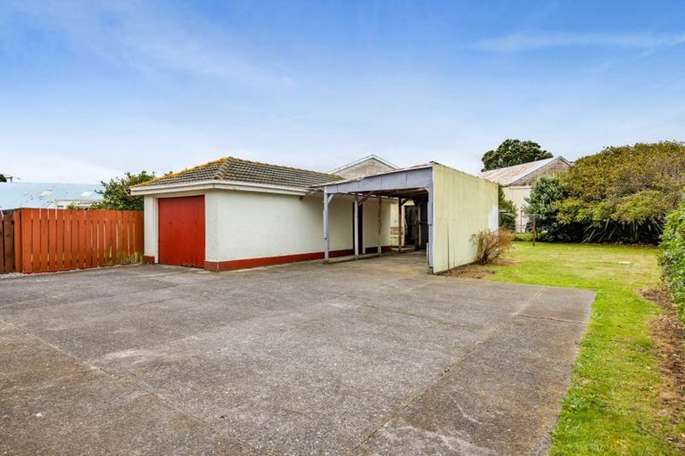 Photo of property in 18 Grey Street, Hawera, 4610