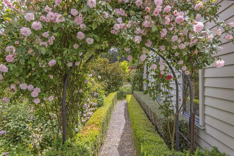 Photo of property in 1 Union Street, Glentunnel, 7673