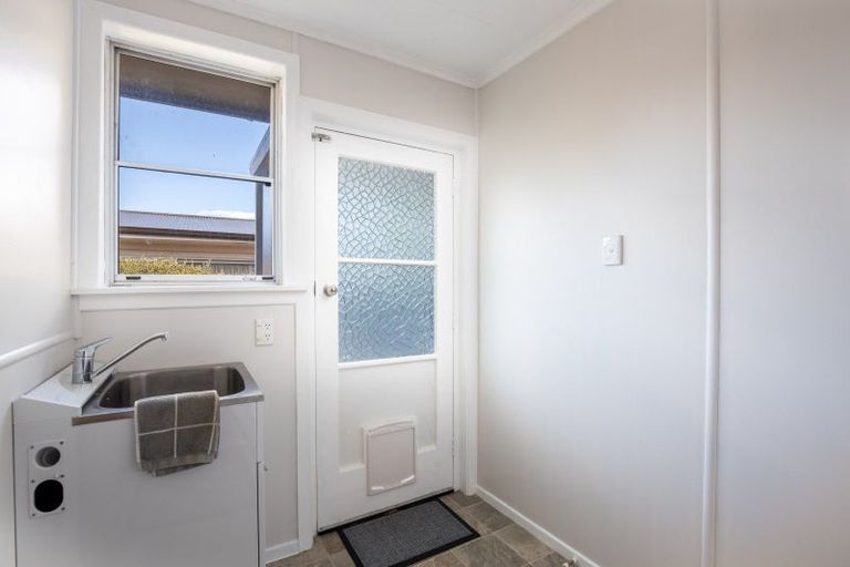 Photo of property in 11 Manu Crescent, Upper Vogeltown, New Plymouth, 4310