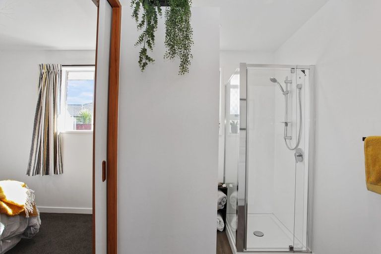 Photo of property in 1/121 Wilsons Road, Saint Martins, Christchurch, 8022