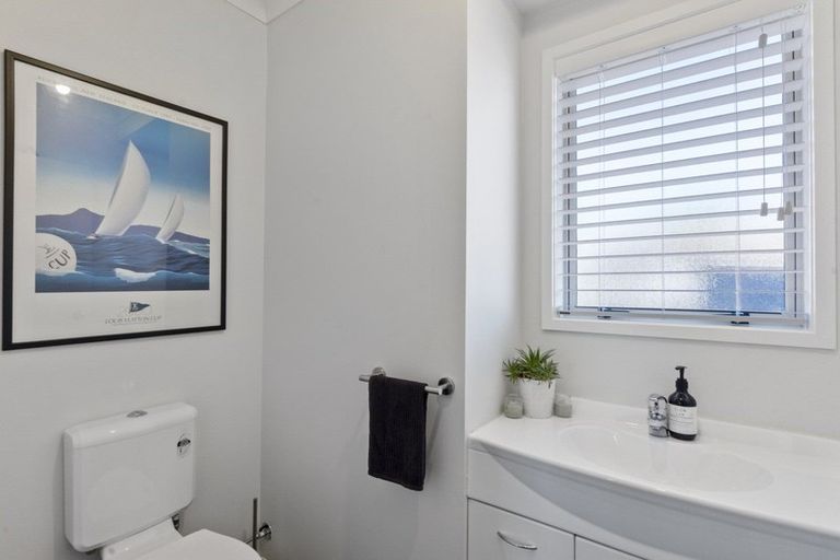 Photo of property in 22 Everton Place, Grandview Heights, Hamilton, 3200