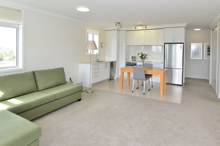 Photo of property in 94 Rewa Rewa Lane, Orewa, 0931