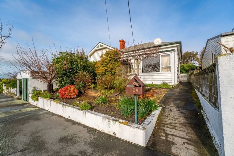 Photo of property in 24 Roslyn Terrace, West End, Timaru, 7910