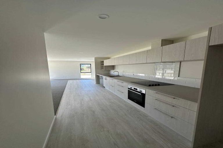 Photo of property in 10 Waddell Street, Lake Hawea, 9382