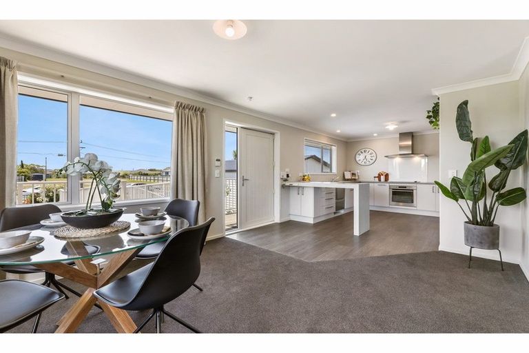 Photo of property in 20 Portchester Street, Aranui, Christchurch, 8061