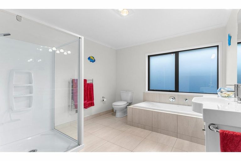 Photo of property in 50 Kedge Drive, Mangawhai, 0505