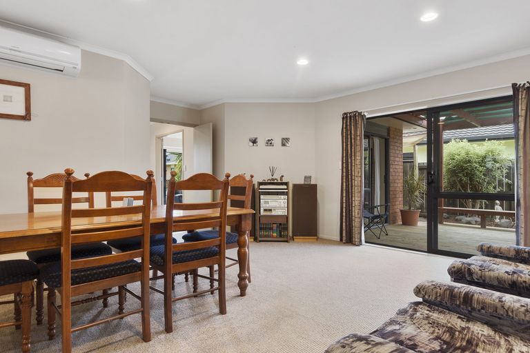 Photo of property in 45 Lisa Place, Brookfield, Tauranga, 3110