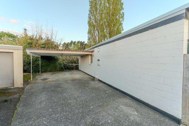 Photo of property in 15a Anthony Crescent, Bader, Hamilton, 3206