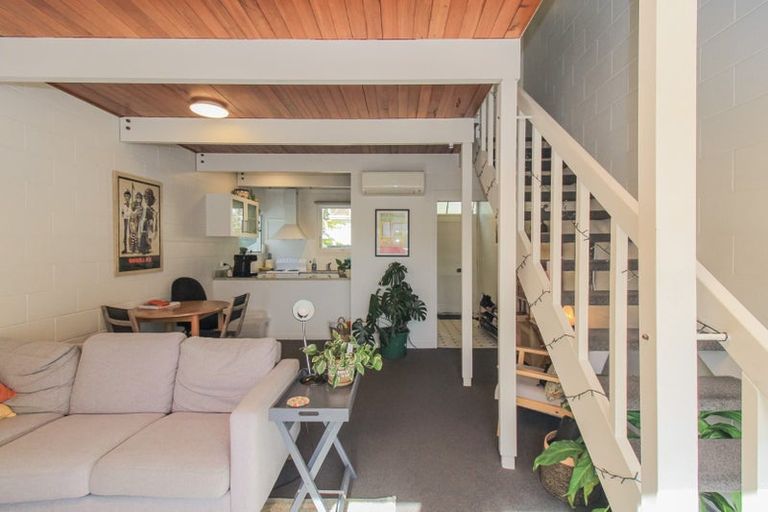 Photo of property in Pitarua Court, 7/11 Pitarua Street, Thorndon, Wellington, 6011