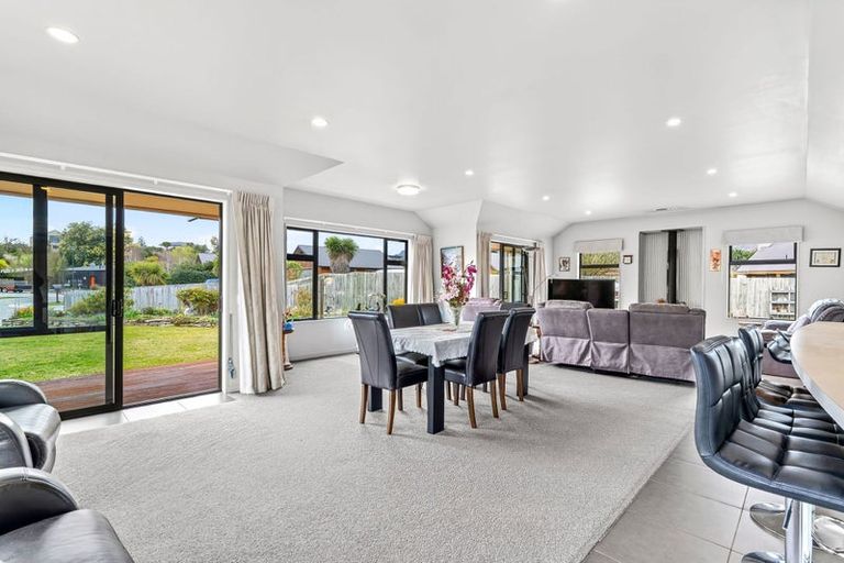 Photo of property in 35 Charles Court, Lake Hawea, Wanaka, 9382