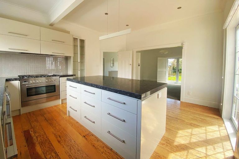 Photo of property in 8 Bracken Avenue, Takapuna, Auckland, 0622