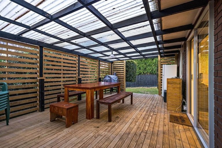 Photo of property in 160 Colwill Road, Massey, Auckland, 0614