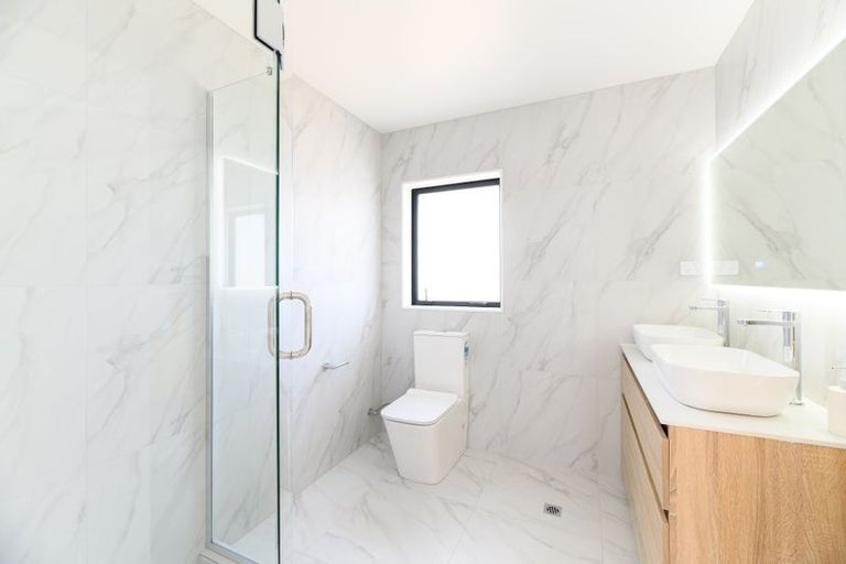 Photo of property in 5 Kate Duncan Drive, Swanson, Auckland, 0614