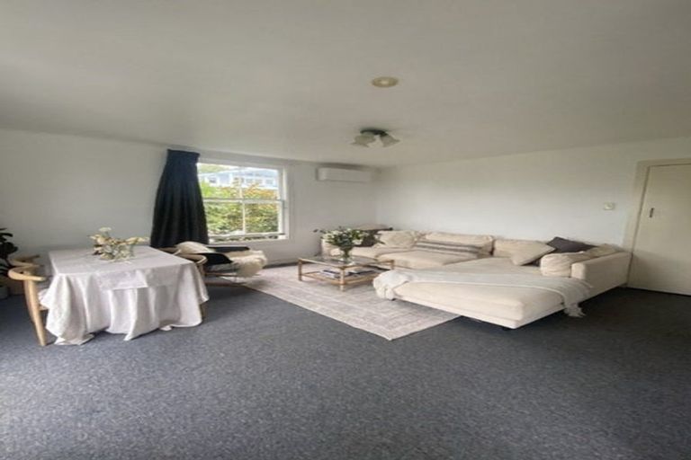 Photo of property in 165a Hinemoa Street, Birkenhead, Auckland, 0626