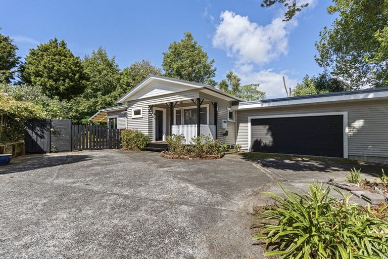 Photo of property in 15a Sycamore Grove, Lower Vogeltown, New Plymouth, 4310