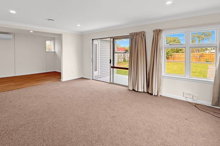 Photo of property in 53 Glenfield Crescent, Mairehau, Christchurch, 8052