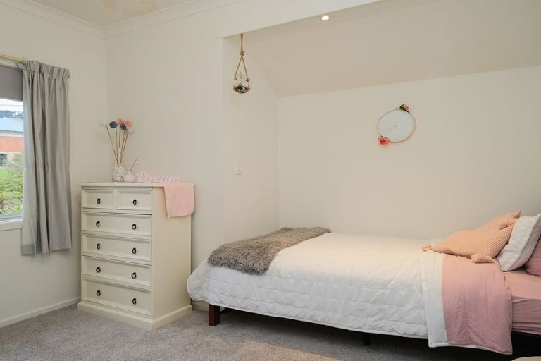 Photo of property in 79 Marion Street, Macandrew Bay, Dunedin, 9014