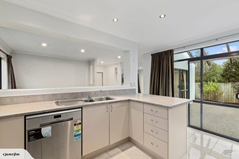 Photo of property in 23 Baltimore Green, Shirley, Christchurch, 8061
