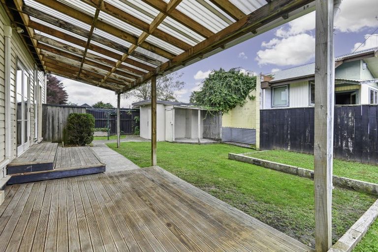 Photo of property in 1/216 Grays Road, Saint Leonards, Hastings, 4120