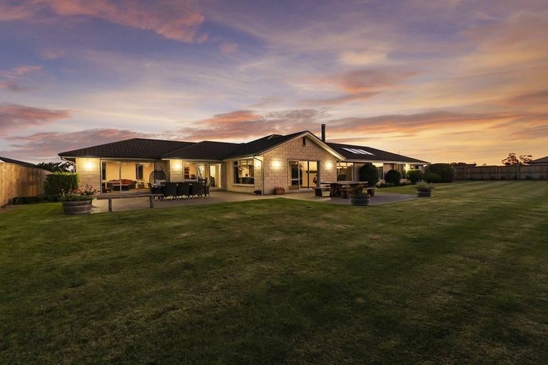 Photo of property in 30 Sunnyside Road, Coatesville, 0793