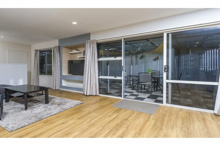 Photo of property in 24 Rintoul Place, Brightwater, 7022