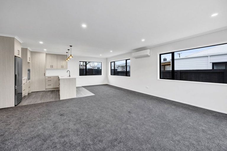 Photo of property in 30a Hunter Street, Hawera, 4610