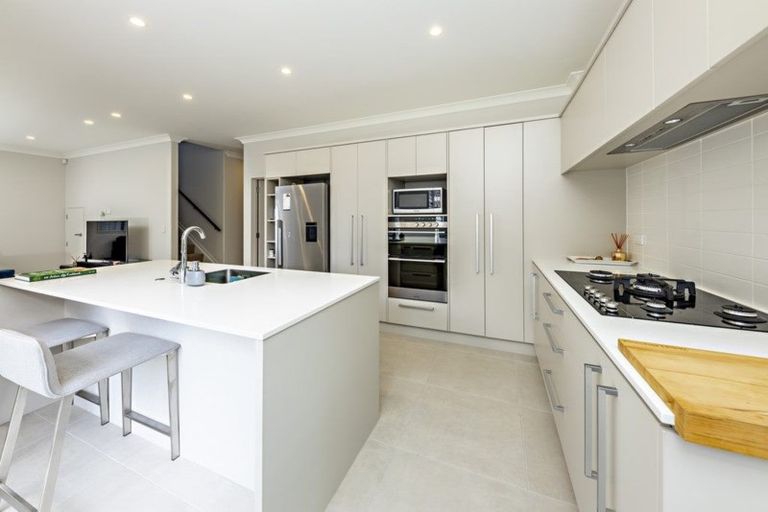 Photo of property in 7 Matairangi Avenue, Totara Heights, Auckland, 2105