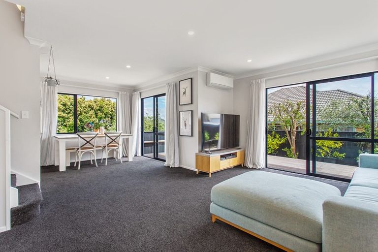 Photo of property in 22b Bleakhouse Road, Howick, Auckland, 2014